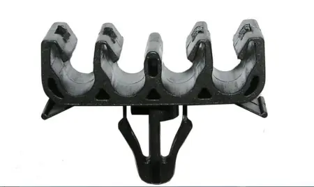 Ofertă exclusivă Set 5 Bucati Clema fixare 4 cabluri electrice ø 6,5 + 6,5 + 6,5 + 6,5 Diametru deschidere intre 10 - 12