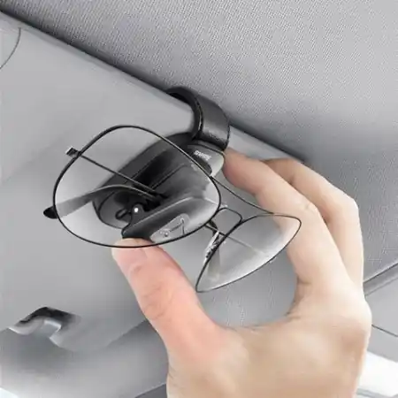 Ofertă specială SUPORT AUTO PENTRU OCHELARI NEGRU BASEUS