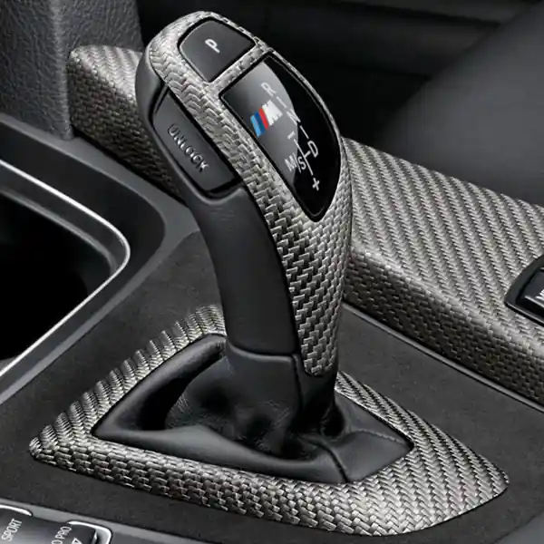 Ornament schimbator "BMW M Performance" - BMW F06, F06N, F10, F10N, F11, F11N, F12, F12N, F13, F13N, F18, F18N Ofertă de sezon