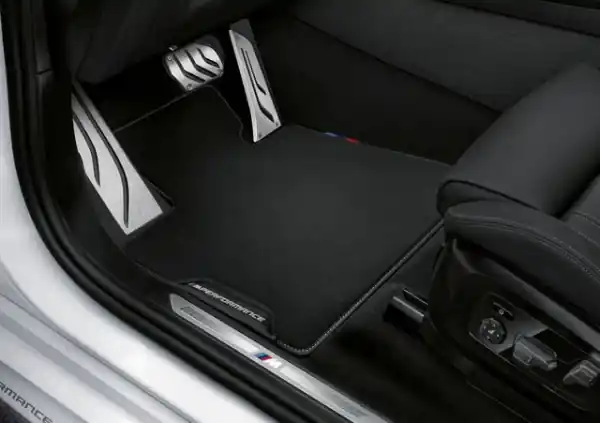 Covoras zona sofer, M Performance, Velur, Negru - BMW Seria 6 G32 GT Livrare gratuită